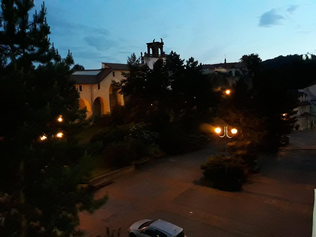Apartments Rose Garden Decin Luaran gambar
