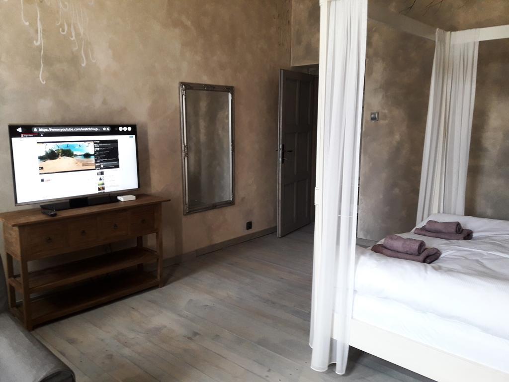 Apartments Rose Garden Decin Luaran gambar